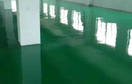 環(huán)氧地坪漆施工后平整度不夠高的原因是什么？